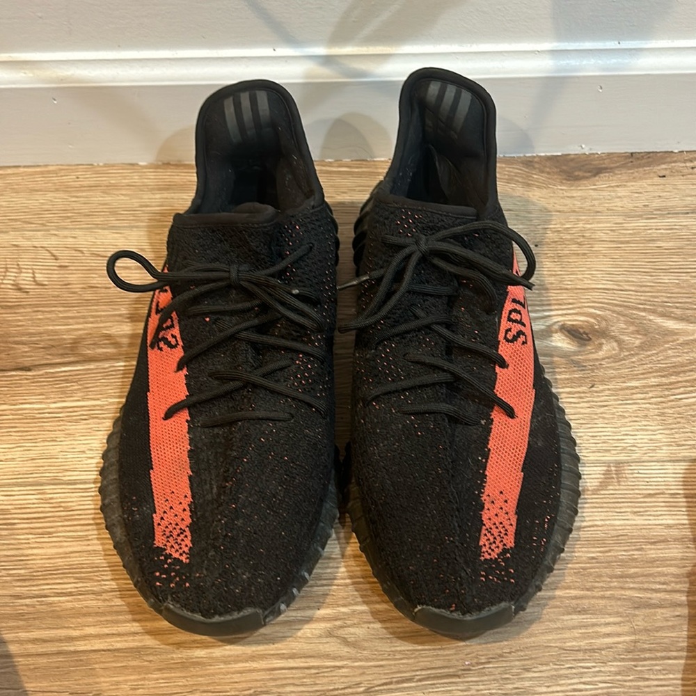 adidas Yeezy Boost 350 V2